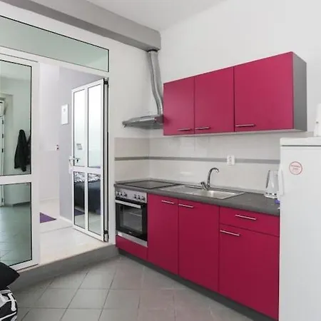 아파트 Saulan - One-bedroom *